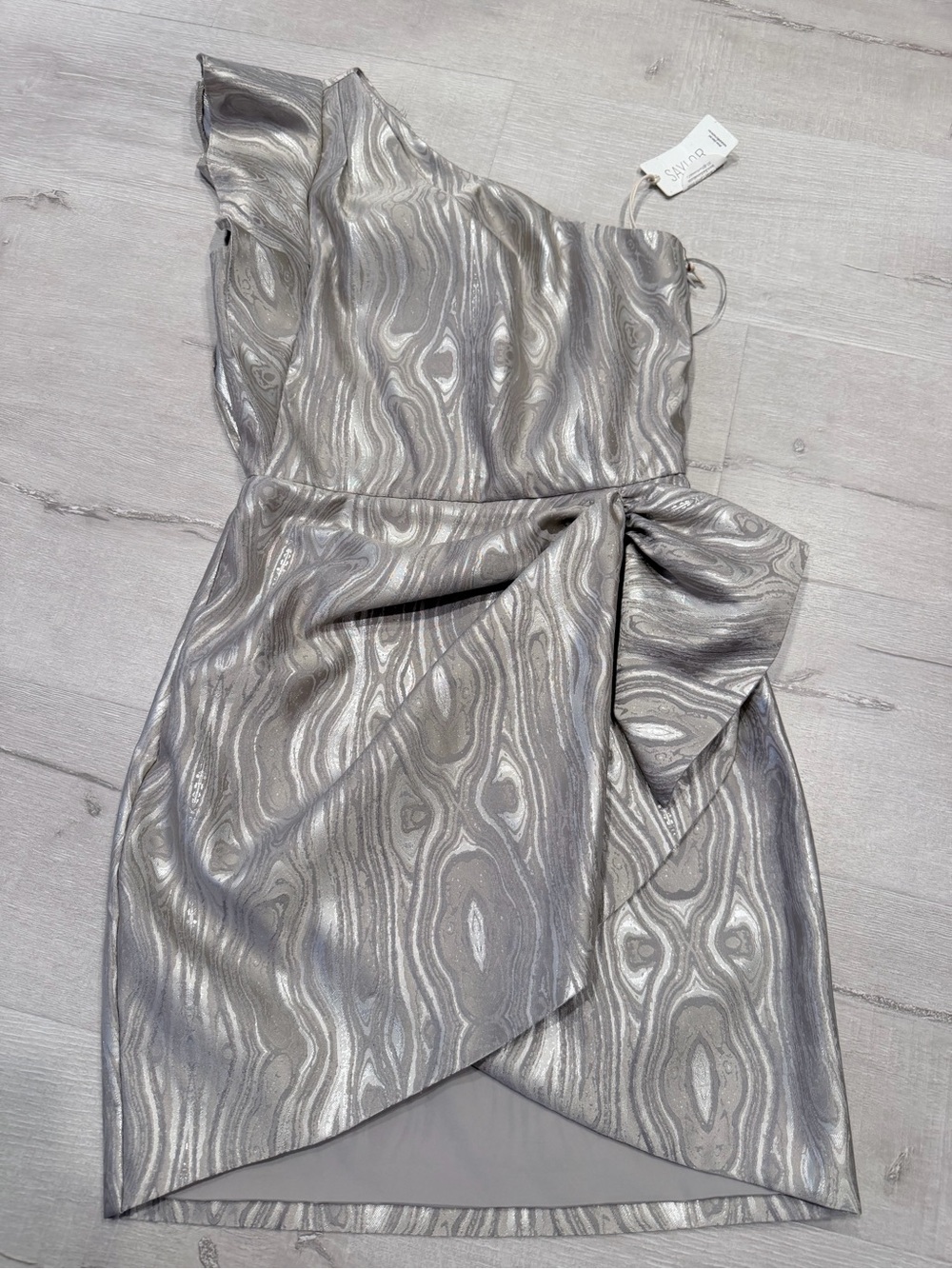 New w/tags SAYLOR Metallic One-Shoulder Silver Cocktail Dress